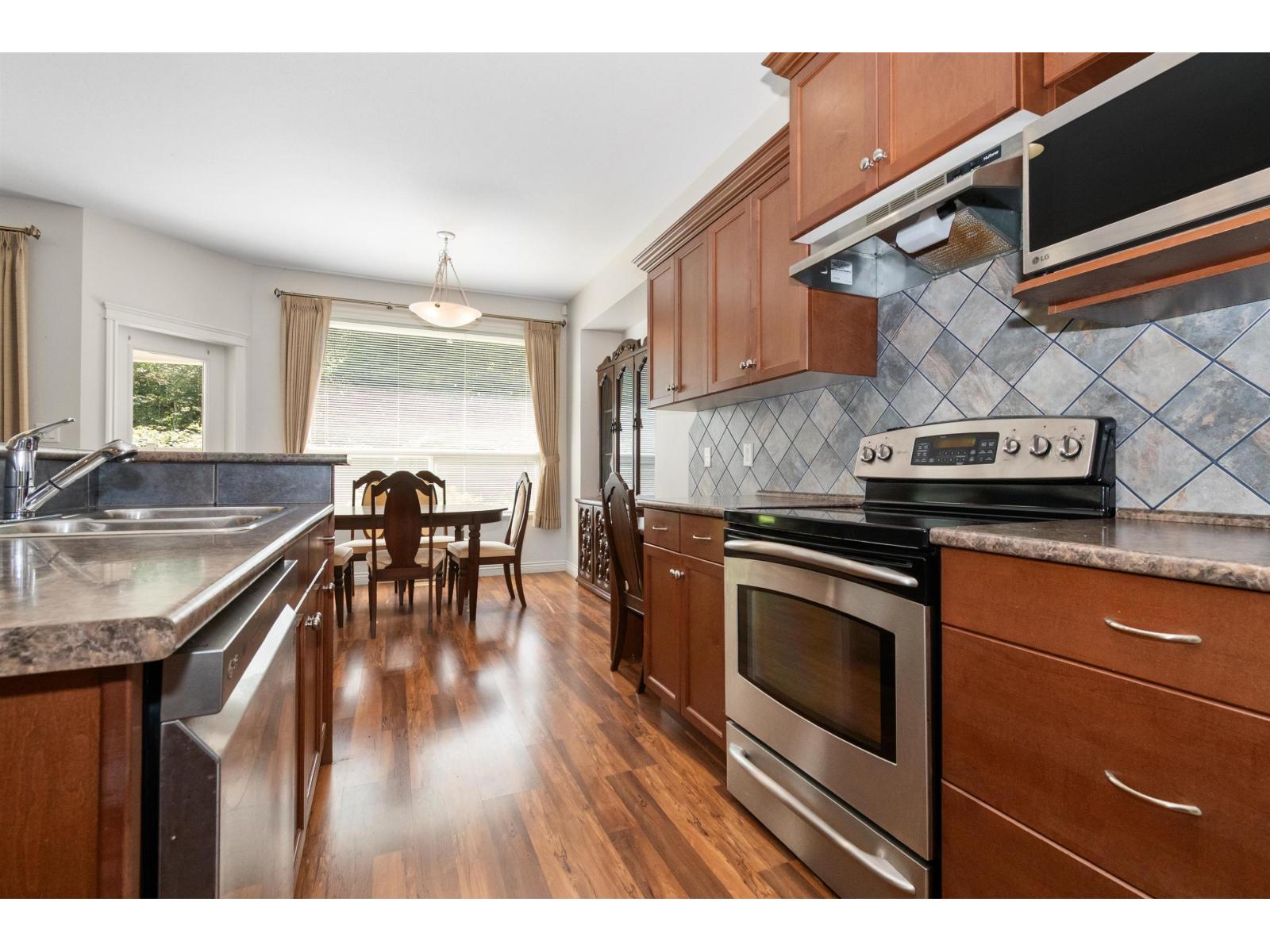 46516 Hearthstone Avenue, Sardis South, Chilliwack, British Columbia  V2R 0E2 - Photo 13 - R3074065