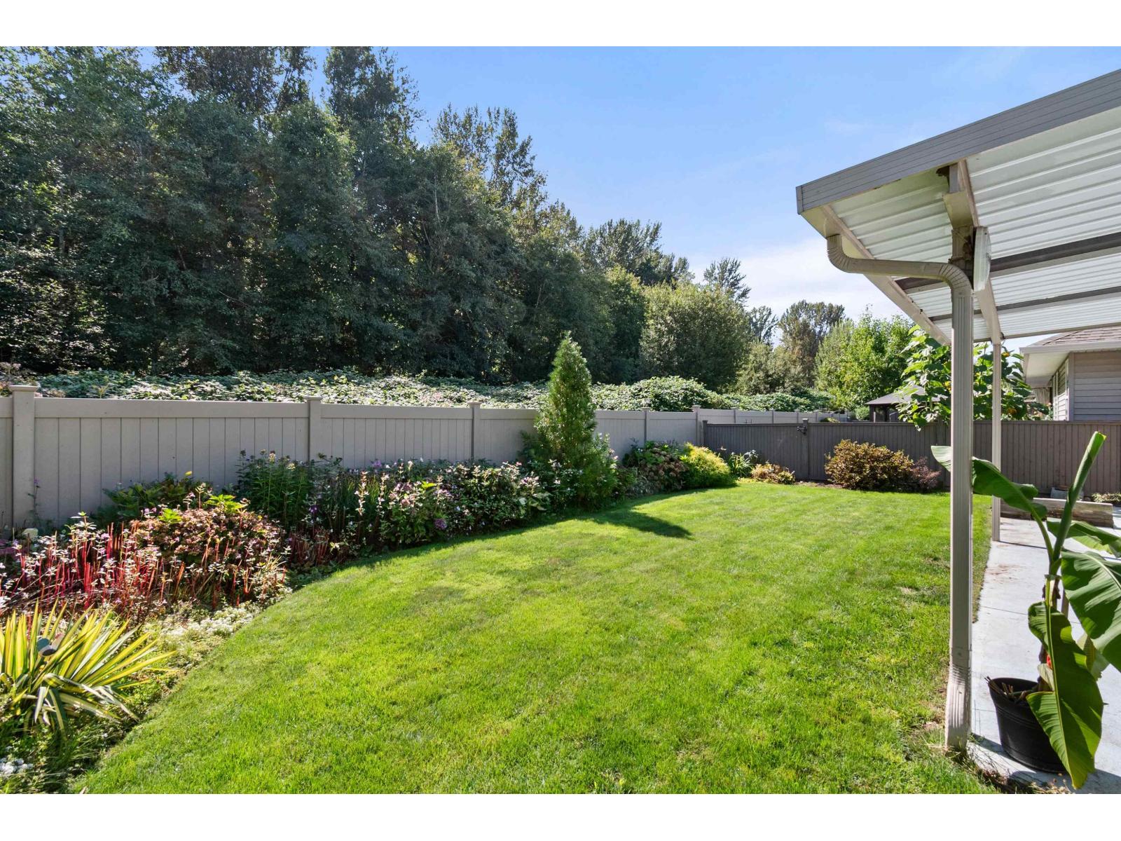 46516 Hearthstone Avenue, Sardis South, Chilliwack, British Columbia  V2R 0E2 - Photo 4 - R3074065