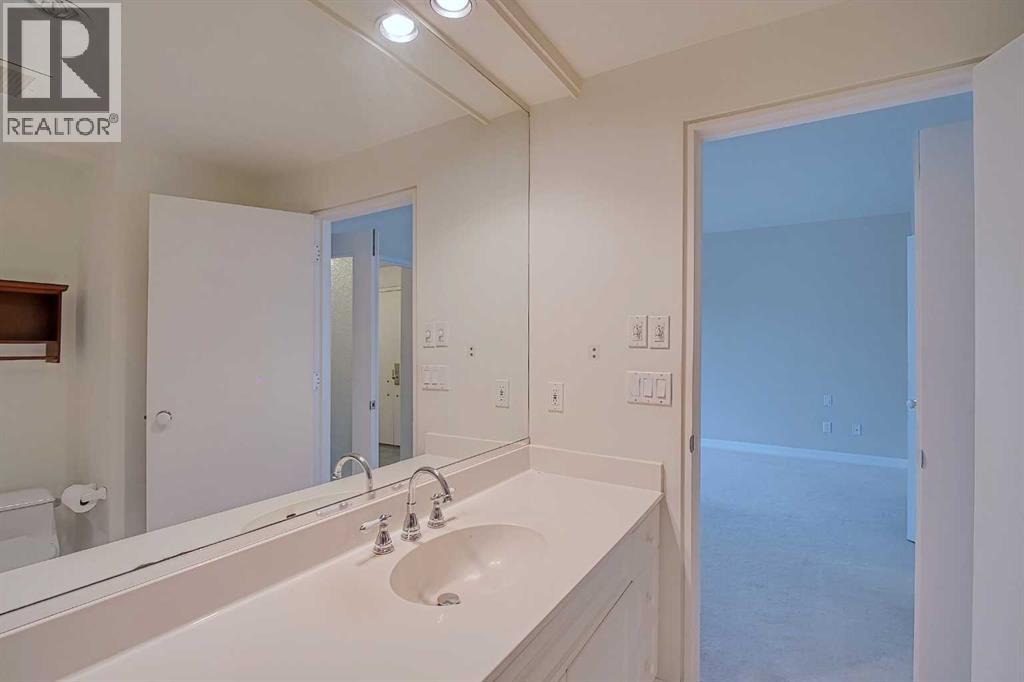 101, 505 Canyon Meadows Drive Sw, Calgary, Alberta  T2W 5E9 - Photo 36 - A2261461