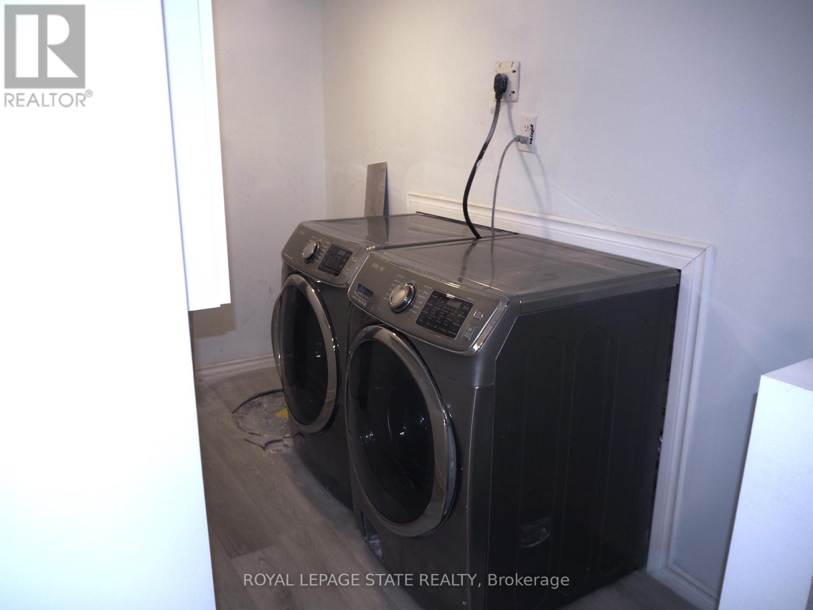 8 Knowles Street, Hamilton, Ontario  L8K 3V5 - Photo 16 - X12636310