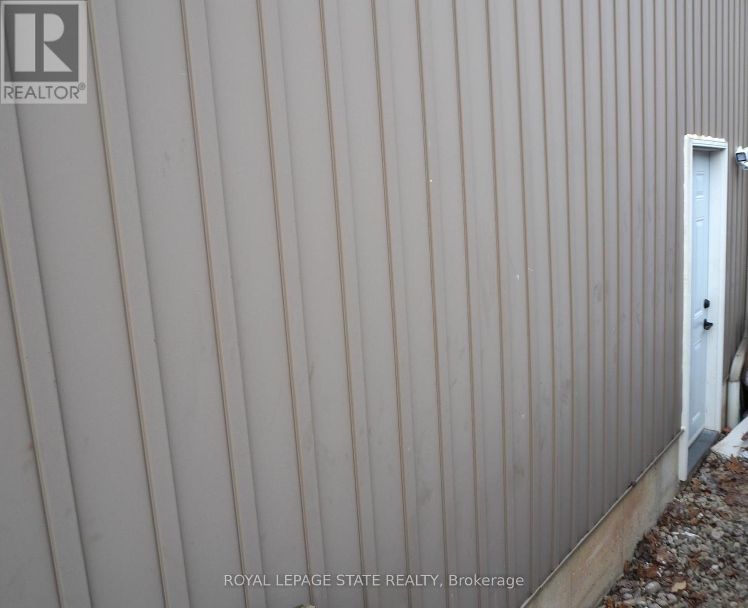 Bsmt - 8 Knowles Street, Hamilton, Ontario  L8K 3V5 - Photo 2 - X12636310