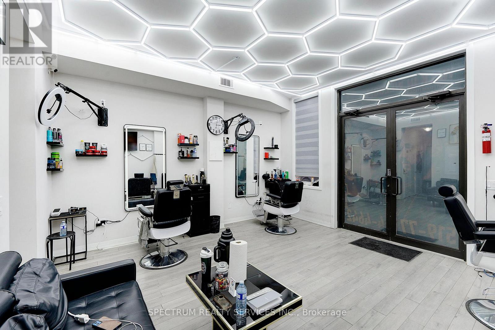 204 - 585 Colborne Street E, Brantford, Ontario  N3S 3P7 - Photo 10 - X12636312