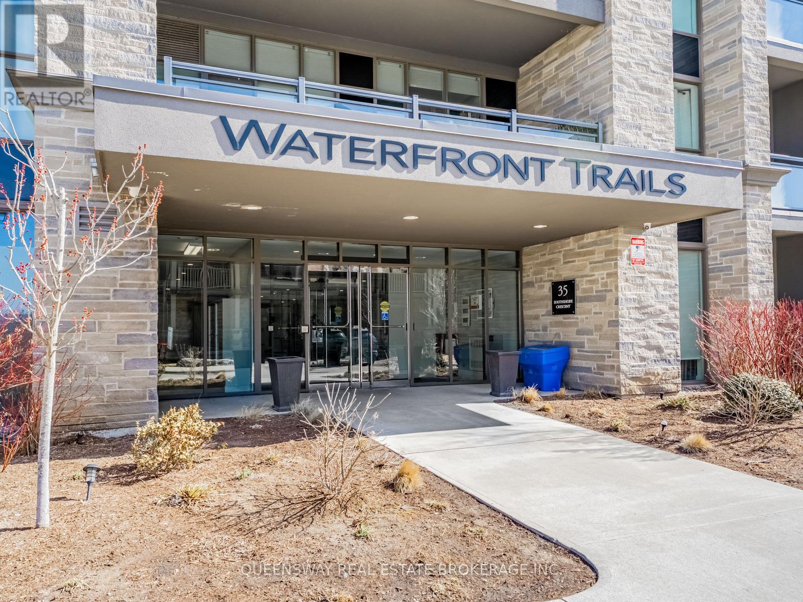 217 - 35 Southshore Crescent, Hamilton, Ontario  L8E 0J2 - Photo 2 - X12636318