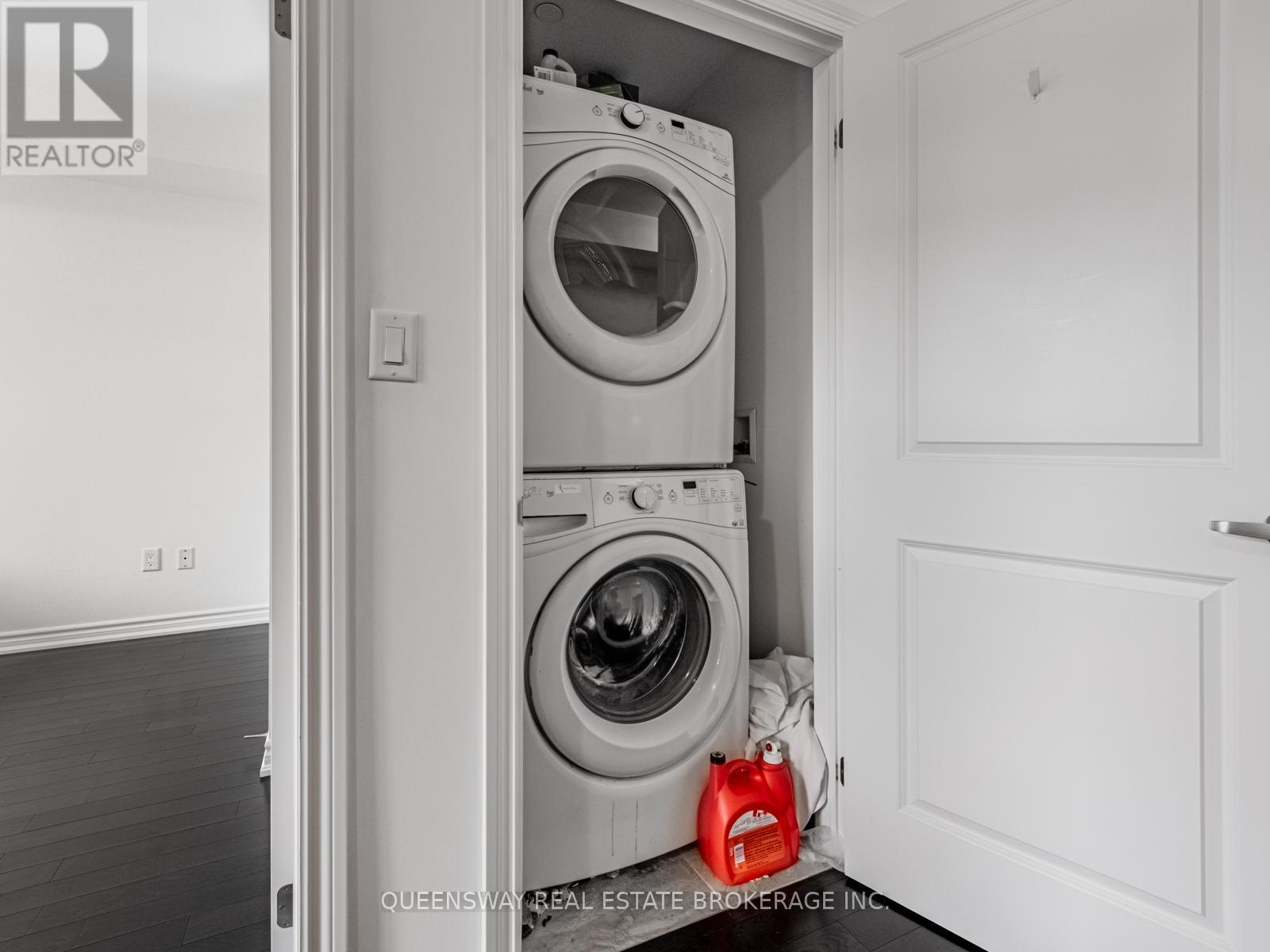 217 - 35 Southshore Crescent, Hamilton, Ontario  L8E 0J2 - Photo 23 - X12636318