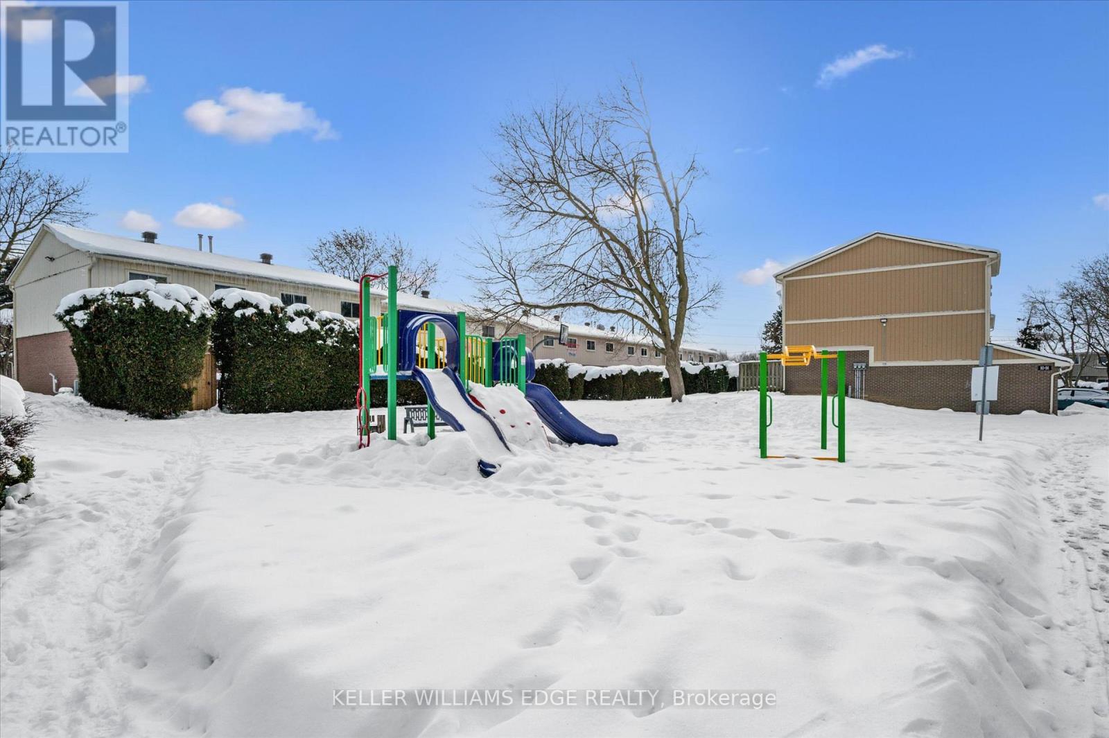 31 - 51 Paulander Drive, Kitchener, Ontario N2M 5E5 - Photo 27 - X12636334