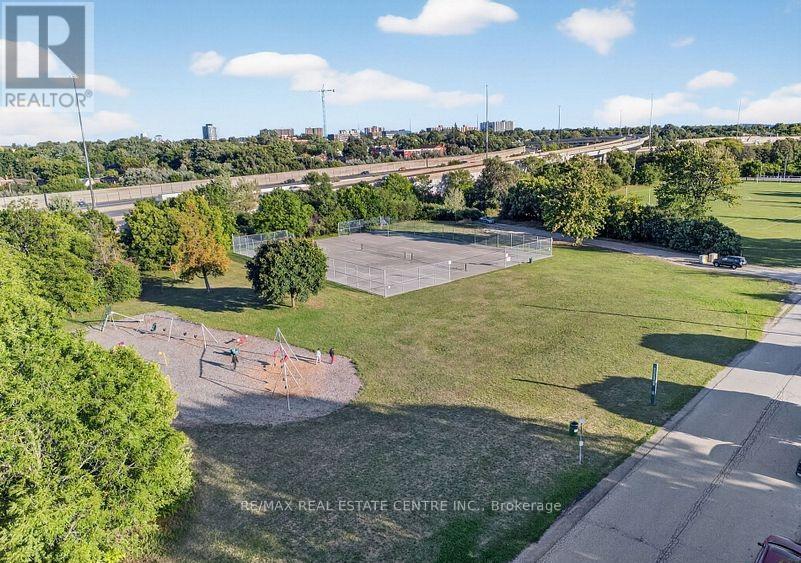 Unit - B - 154 Montgomery Road, Kitchener, Ontario  N2H 3P6 - Photo 15 - X12636362