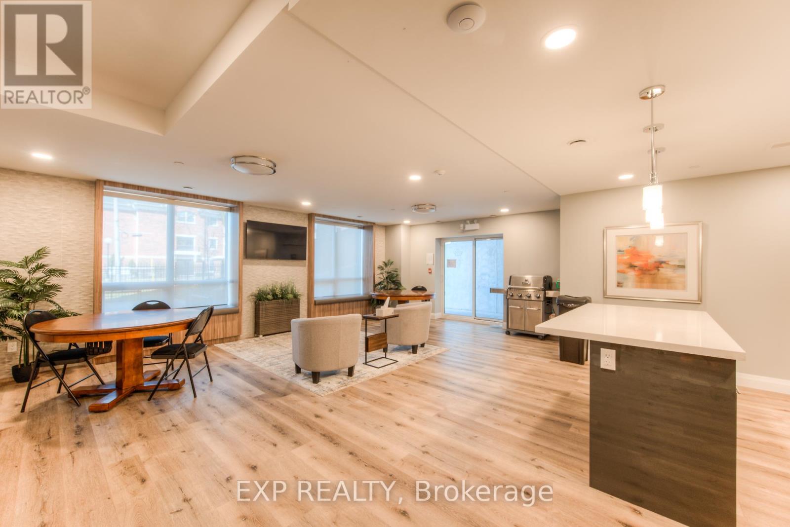 417 - 399 Queen Street S, Kitchener, Ontario N2G 0C4 - Photo 21 - X12636398