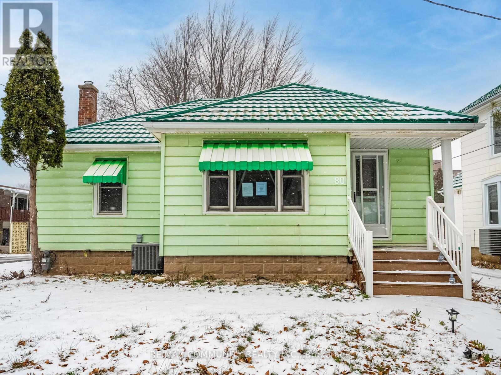 80 LIVINGSTON AVENUE, Grimsby, Ontario