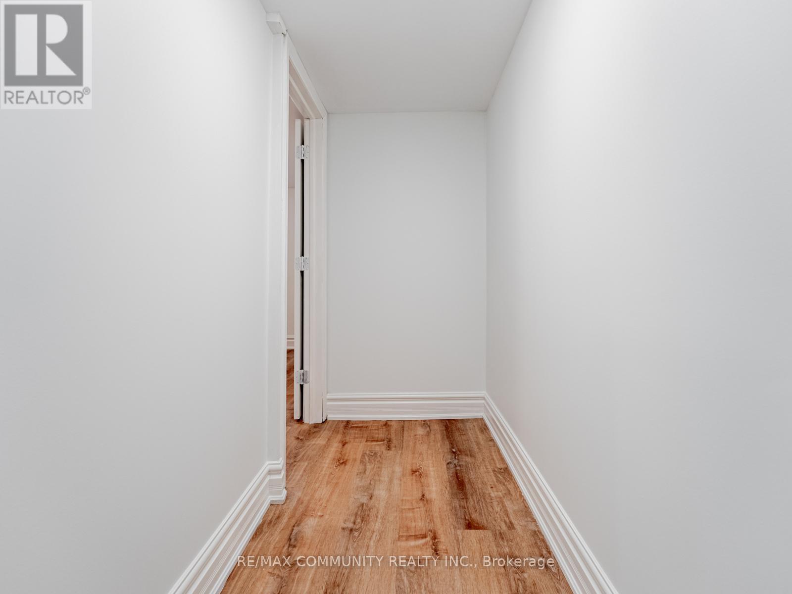 80 Livingston Avenue, Grimsby, Ontario  L3M 1L5 - Photo 33 - X12636422