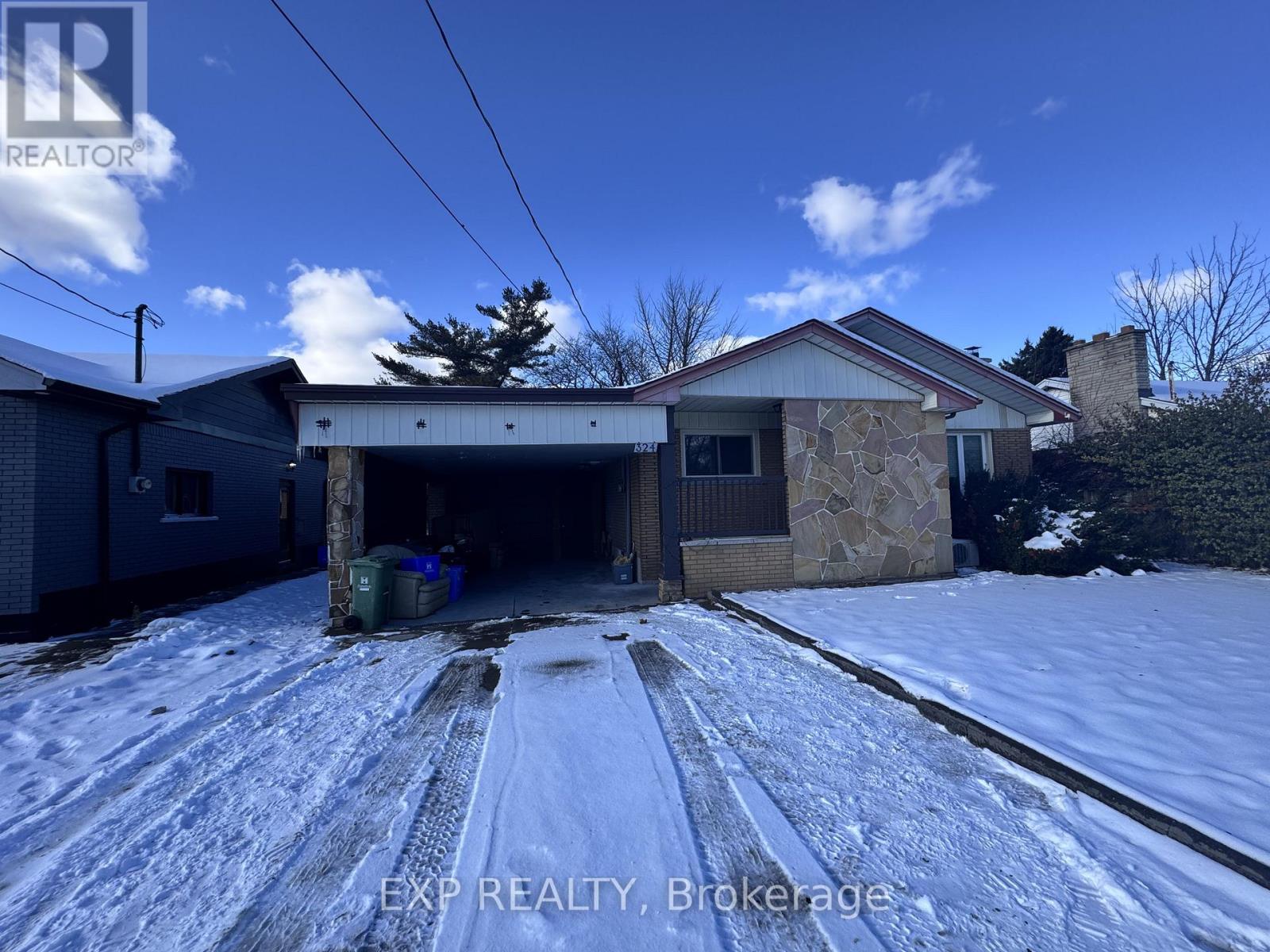 324 West 5th Street, Hamilton, Ontario  L9C 3P3 - Photo 14 - X12636454