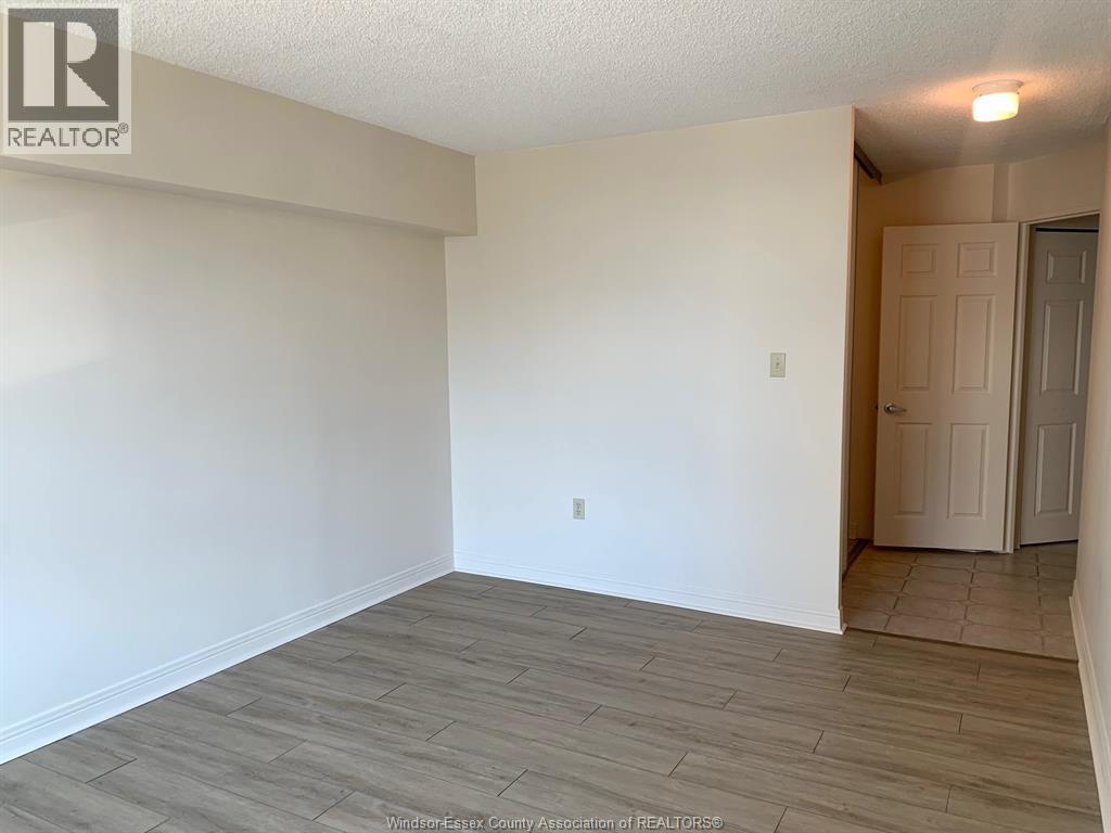 75 Riverside Drive East Unit# 410, Windsor, Ontario N9A 7C4 - Photo 21 - 25031734
