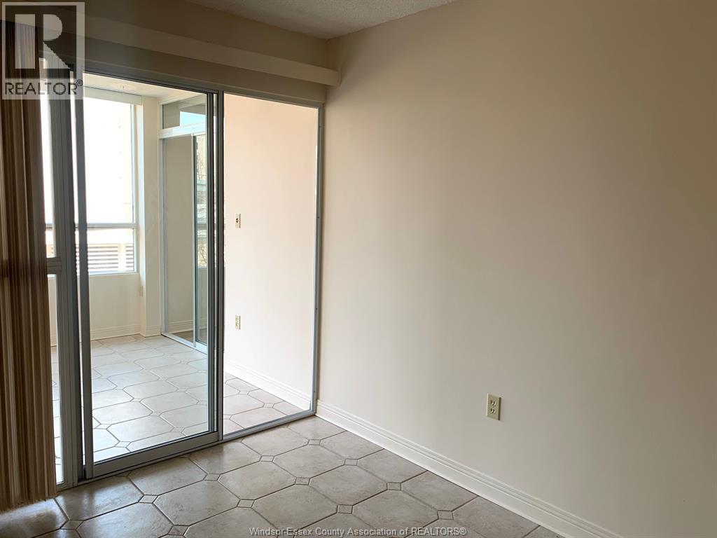 75 Riverside Drive East Unit# 410, Windsor, Ontario N9A 7C4 - Photo 33 - 25031734