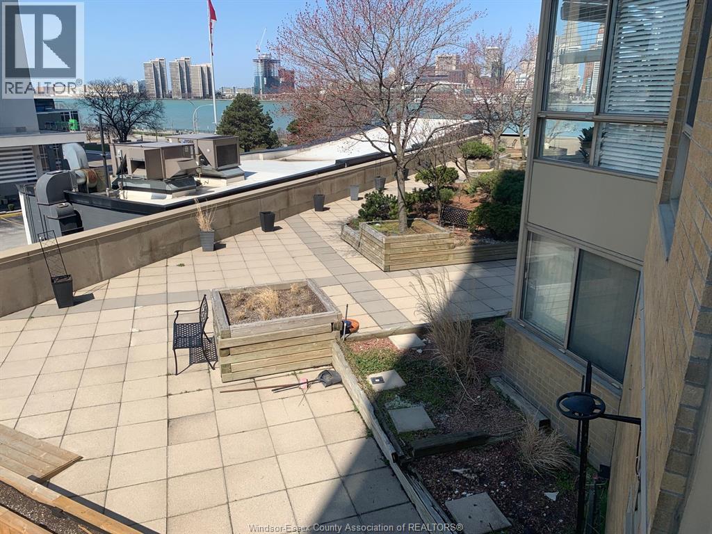 75 Riverside Drive East Unit# 410, Windsor, Ontario N9A 7C4 - Photo 37 - 25031734