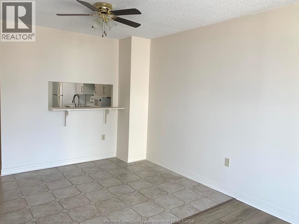 75 Riverside Drive East Unit# 410, Windsor, Ontario N9A 7C4 - Photo 8 - 25031734