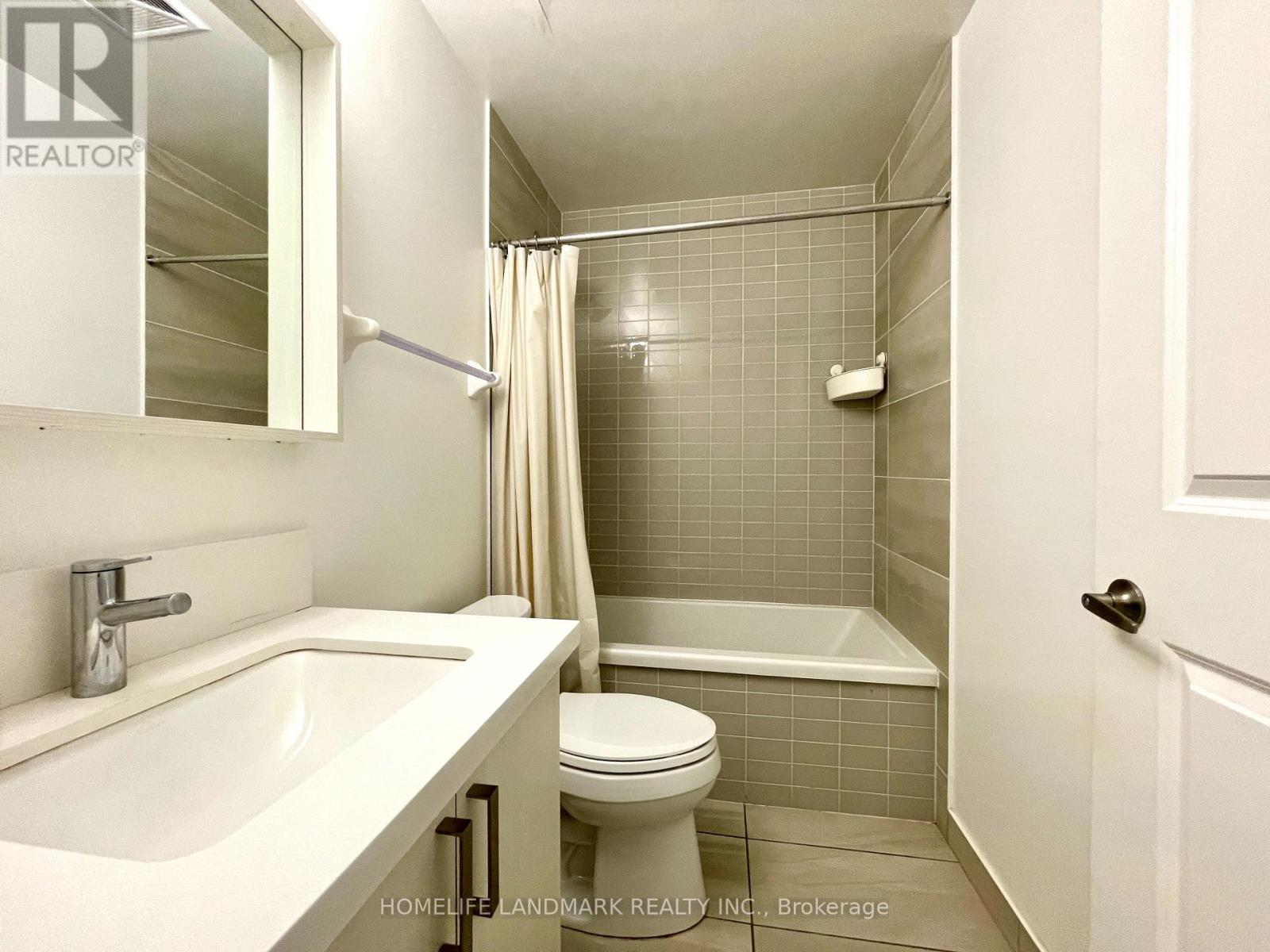 1606 - 4677 Glen Erin Drive, Mississauga, Ontario L5N 2E3 - Photo 18 - W12499920