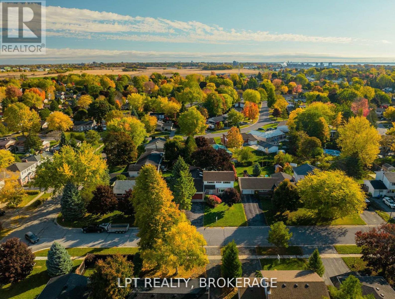 168 Braemar Road, Kingston, Ontario  K7M 4B8 - Photo 2 - X12636518