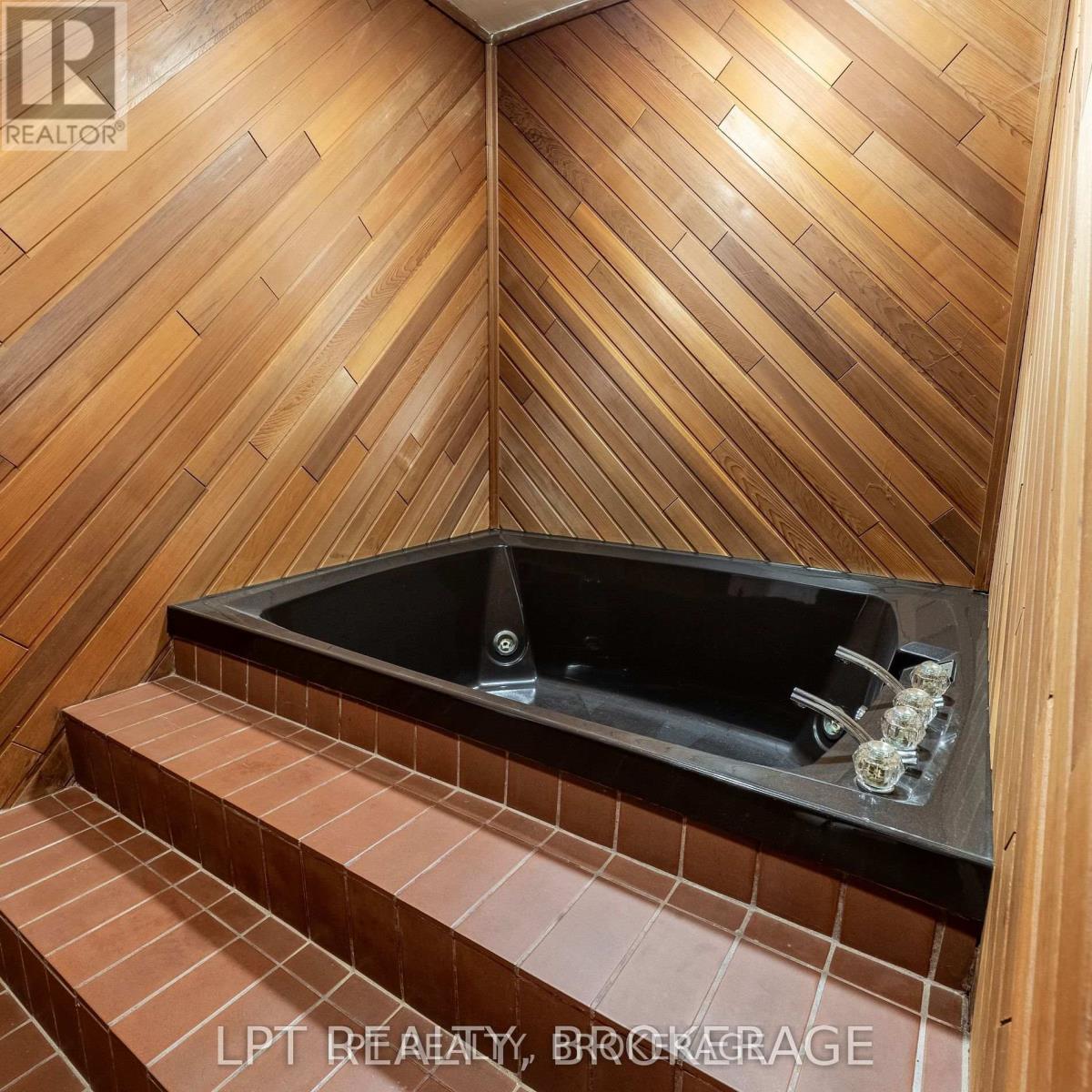 168 Braemar Road, Kingston, Ontario  K7M 4B8 - Photo 24 - X12636518