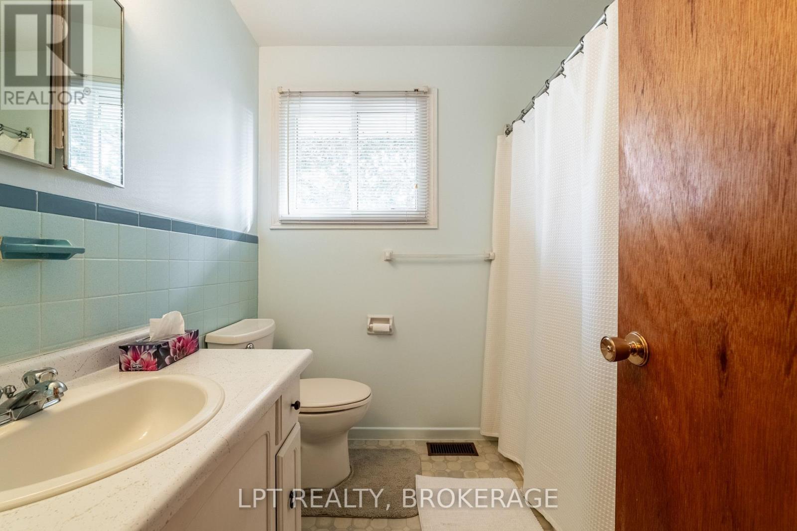 168 Braemar Road, Kingston, Ontario  K7M 4B8 - Photo 35 - X12636518