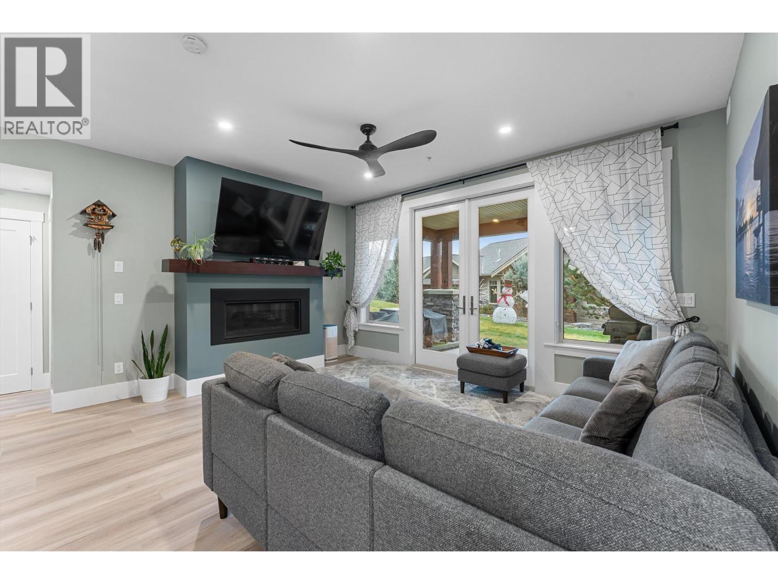 4000 Redstone Crescent Unit# 220, Peachland, British Columbia  V0H 1X5 - Photo 20 - 10371155