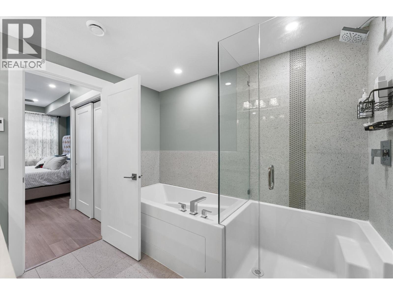 4000 Redstone Crescent Unit# 220, Peachland, British Columbia  V0H 1X5 - Photo 31 - 10371155