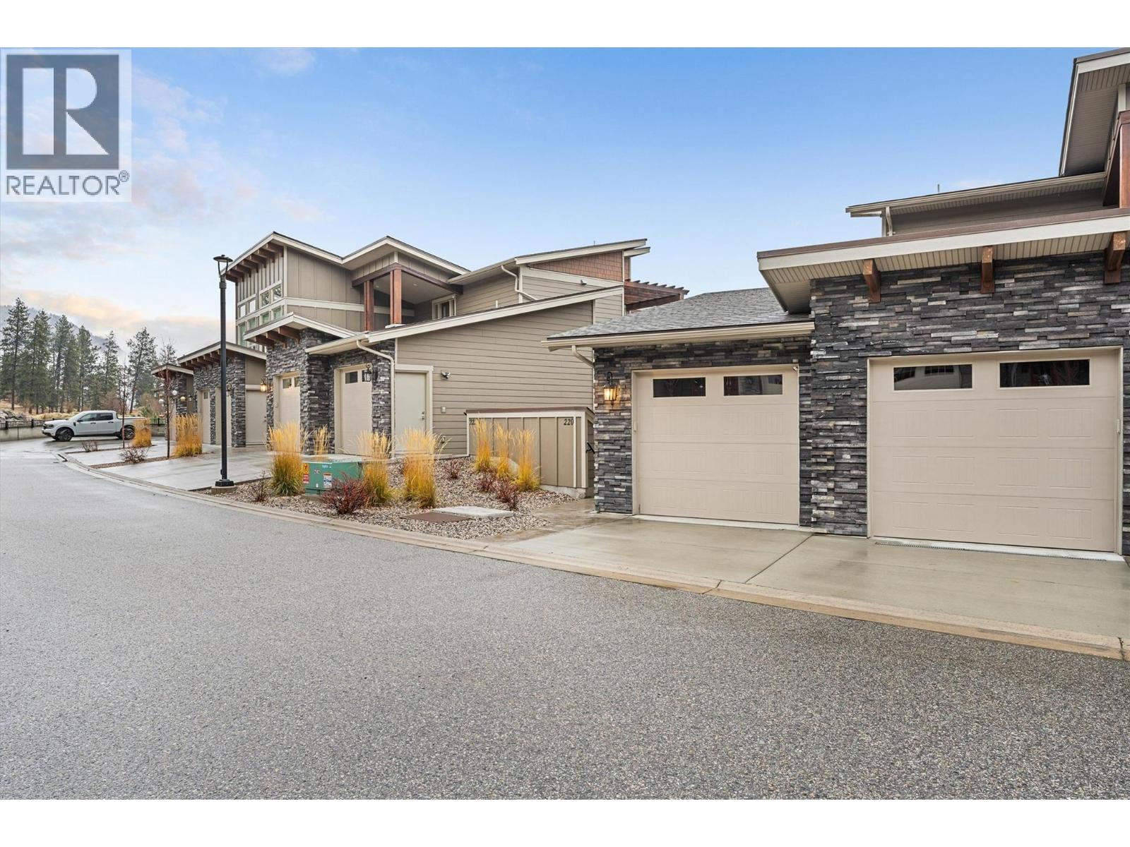 4000 Redstone Crescent Unit# 220, Peachland, British Columbia  V0H 1X5 - Photo 4 - 10371155