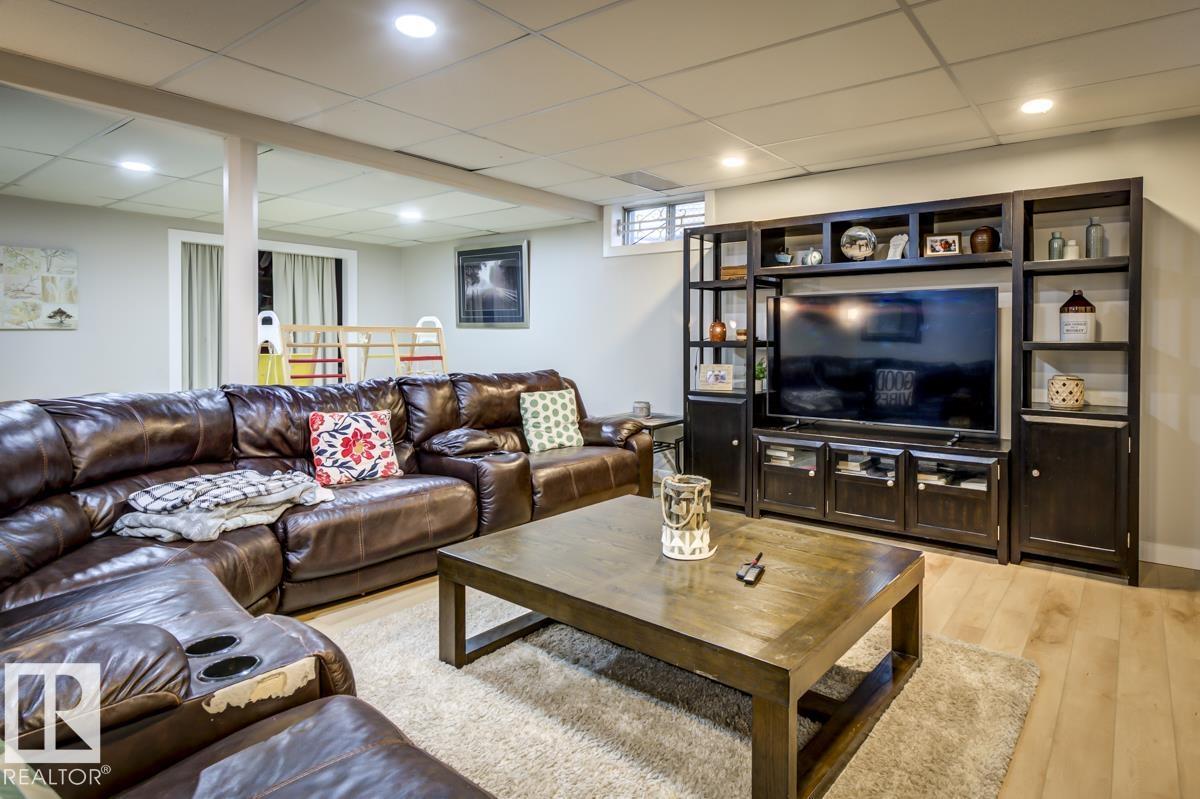 669 Village Dr, Sherwood Park, Alberta  T8A 4N2 - Photo 31 - E4458536