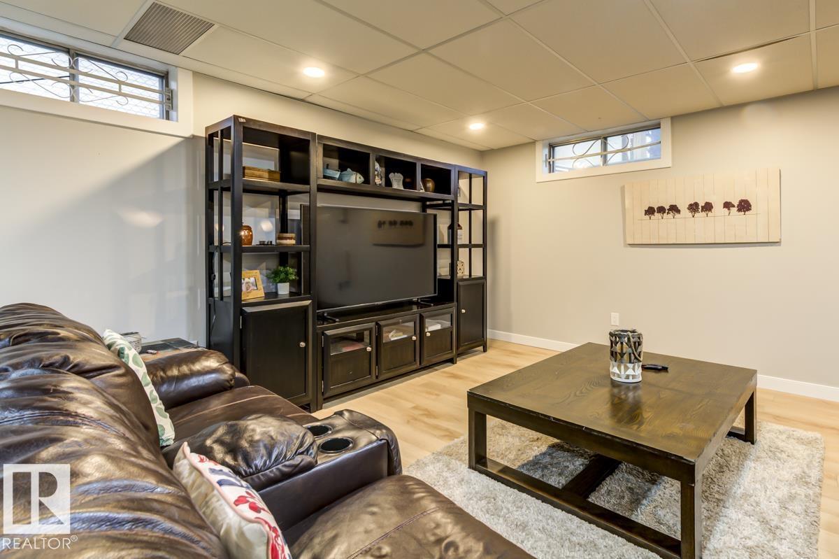 669 Village Dr, Sherwood Park, Alberta  T8A 4N2 - Photo 32 - E4458536