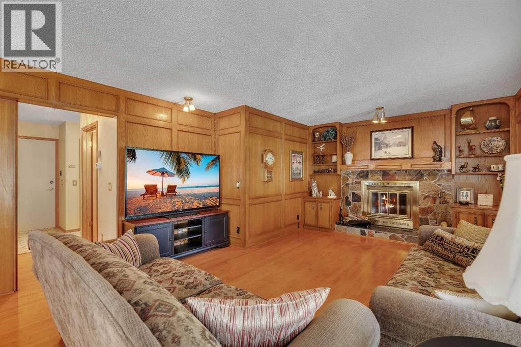 223 Shawnee Mews Sw, Calgary, Alberta  T2Y 1W4 - Photo 16 - A2269251