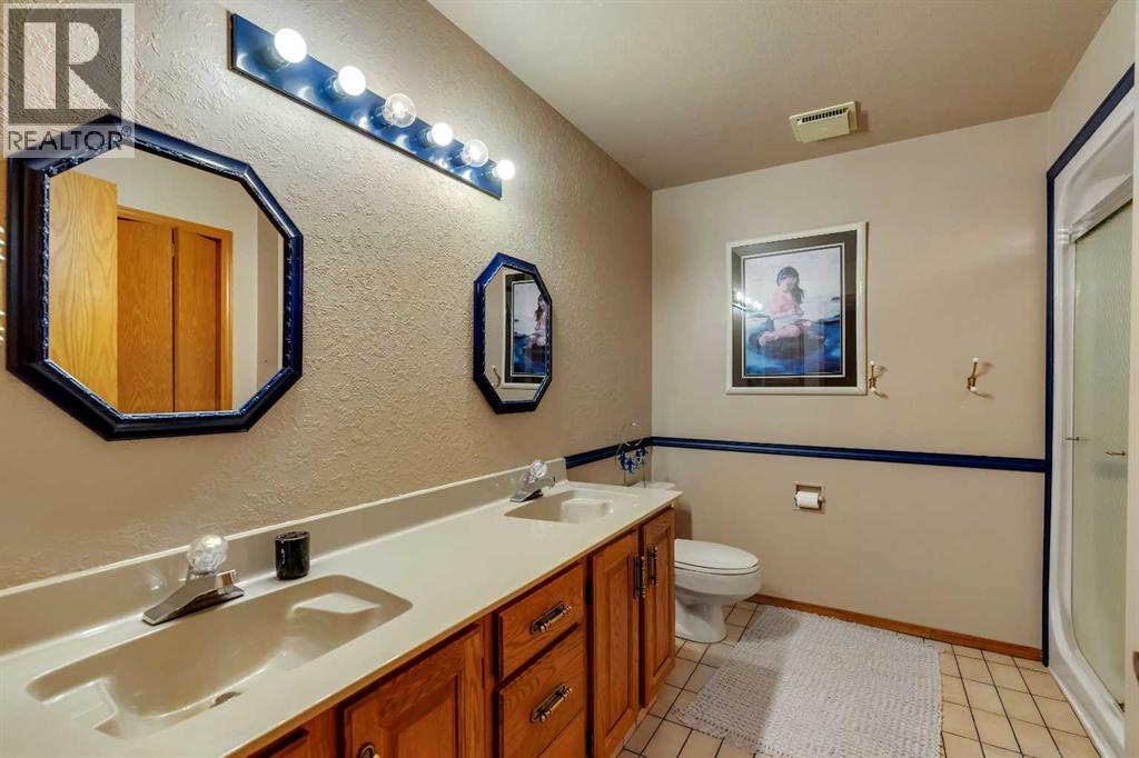 223 Shawnee Mews Sw, Calgary, Alberta  T2Y 1W4 - Photo 31 - A2269251