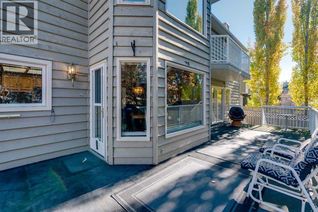 223 Shawnee Mews Sw, Calgary, Alberta  T2Y 1W4 - Photo 38 - A2269251