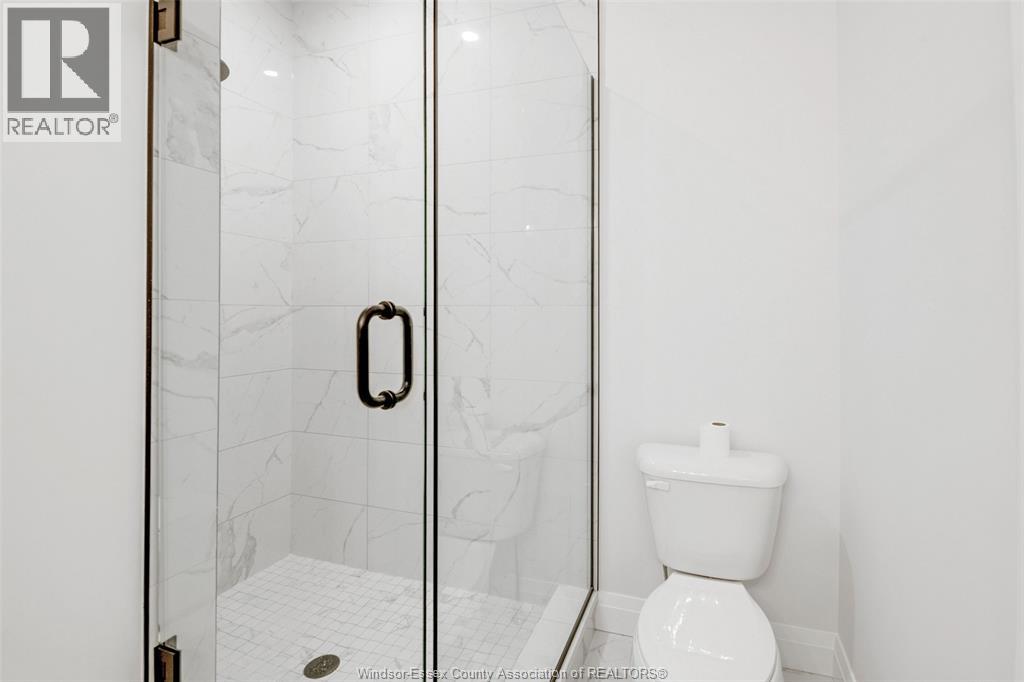 1023 Walker, Windsor, Ontario N8Y 2N6 - Photo 17 - 25031716