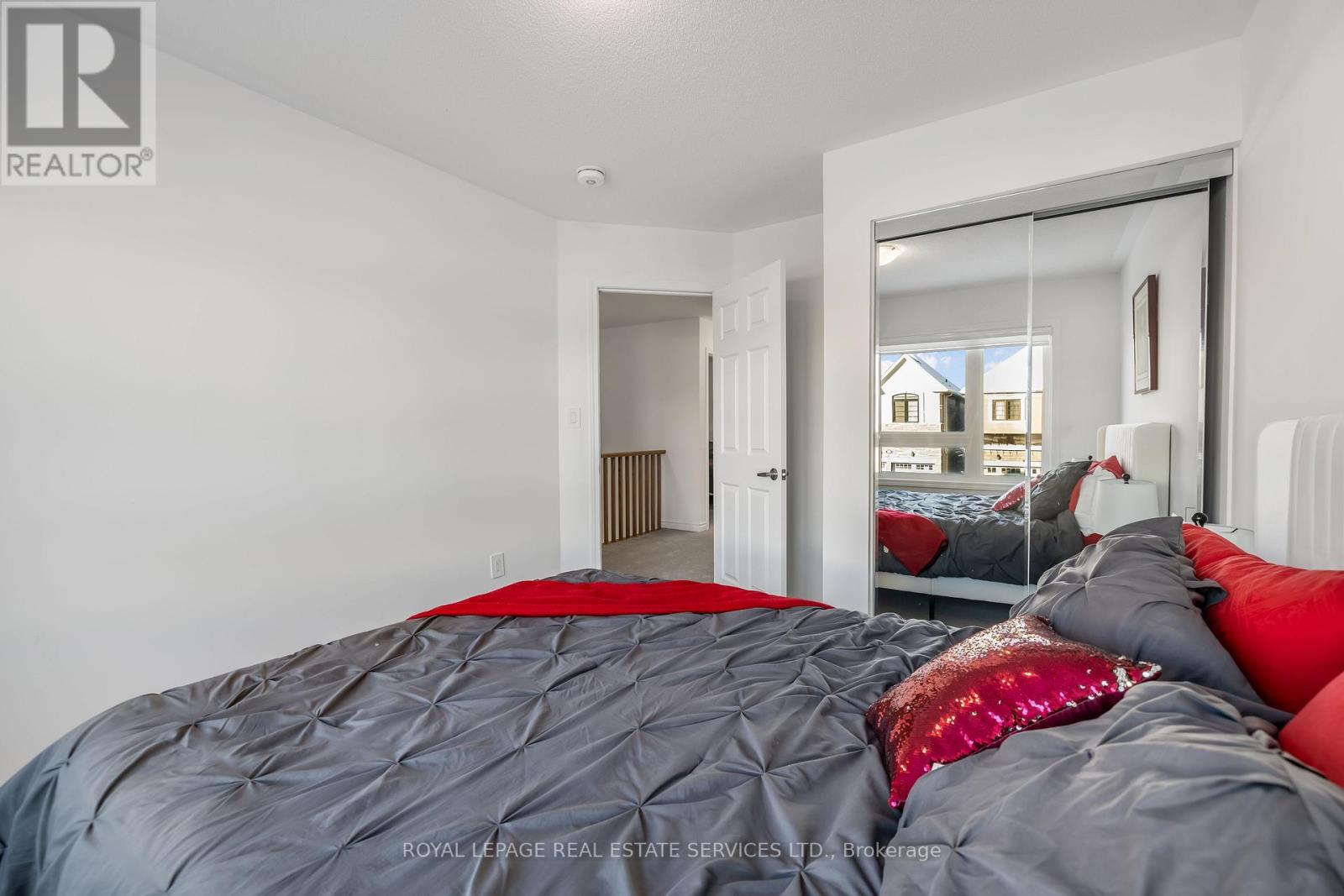 1558 Scarlett Trail, Pickering, Ontario  L1X 0N9 - Photo 22 - E12635010