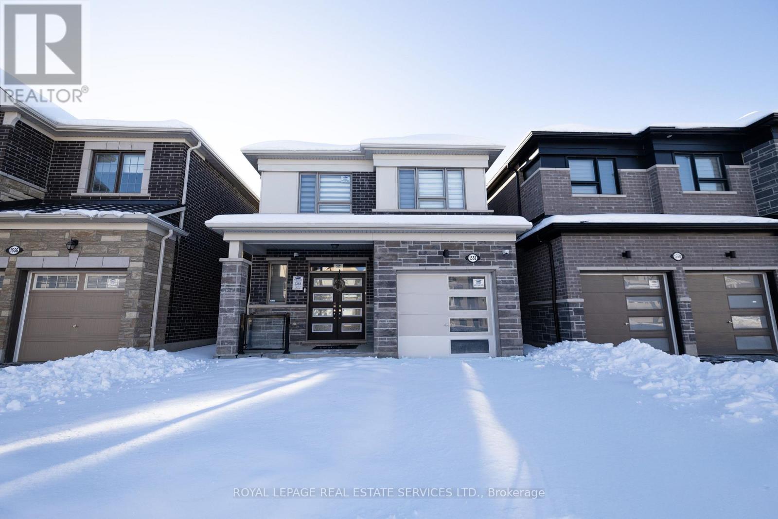 1558 Scarlett Trail, Pickering, Ontario  L1X 0N9 - Photo 3 - E12635010