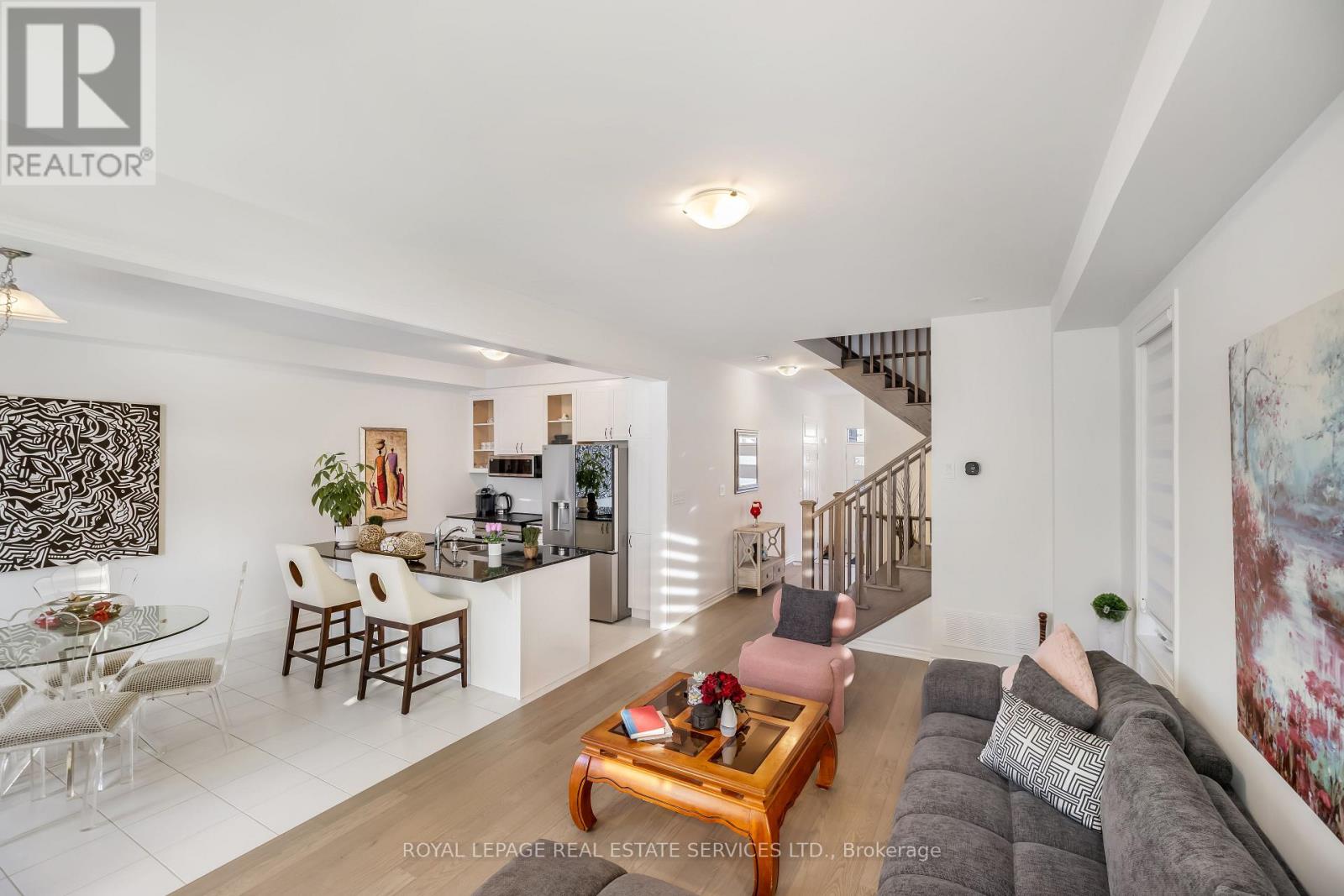 1558 Scarlett Trail, Pickering, Ontario  L1X 0N9 - Photo 7 - E12635010