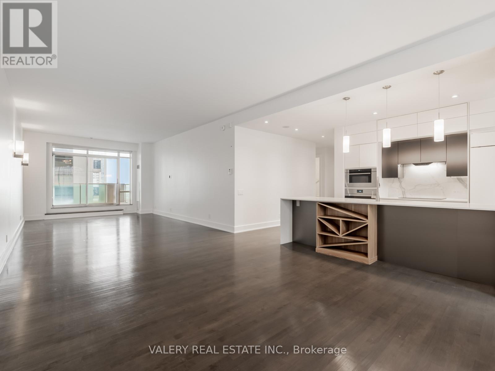 14d - 61 Yorkville Avenue, Toronto, Ontario  M5R 3V6 - Photo 10 - C12636498