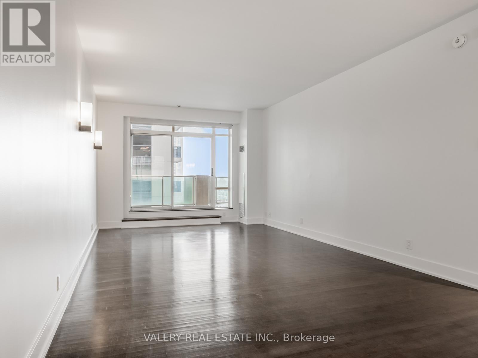 14d - 61 Yorkville Avenue, Toronto, Ontario  M5R 3V6 - Photo 15 - C12636498