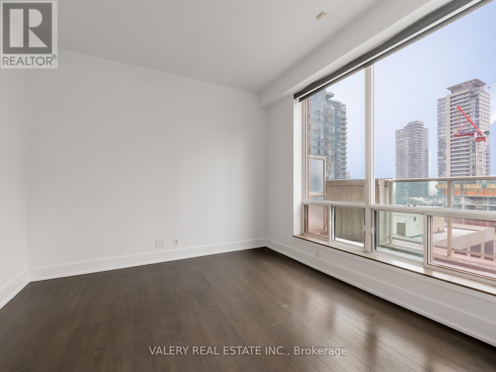 14d - 61 Yorkville Avenue, Toronto, Ontario  M5R 3V6 - Photo 34 - C12636498