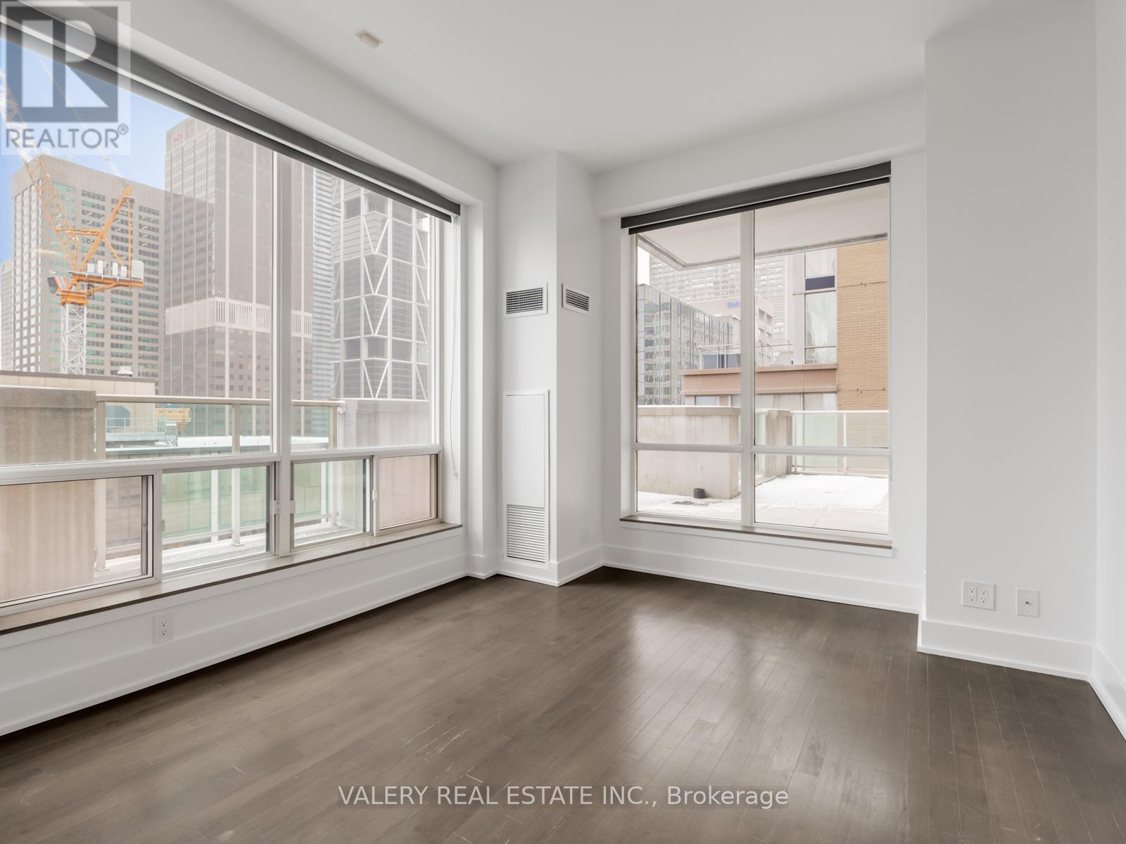 14d - 61 Yorkville Avenue, Toronto, Ontario  M5R 3V6 - Photo 35 - C12636498