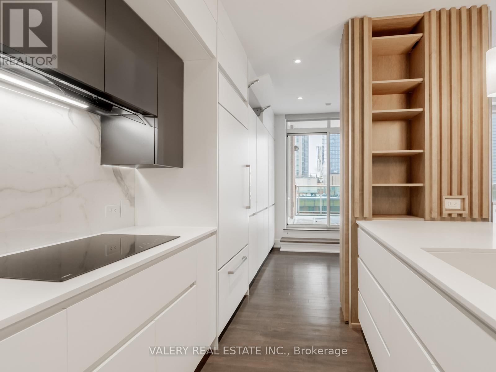 14d - 61 Yorkville Avenue, Toronto, Ontario  M5R 3V6 - Photo 5 - C12636498