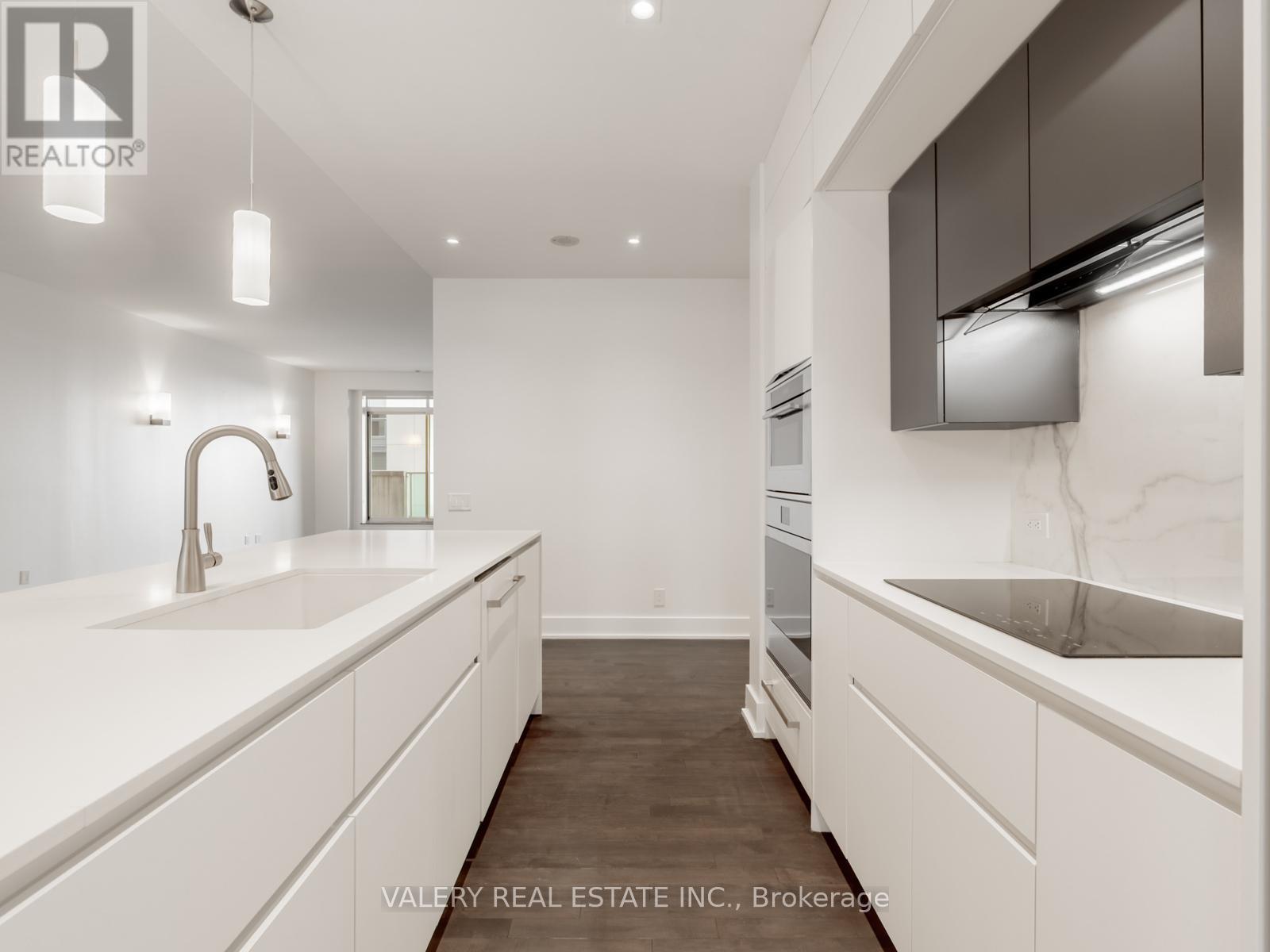 14d - 61 Yorkville Avenue, Toronto, Ontario  M5R 3V6 - Photo 6 - C12636498