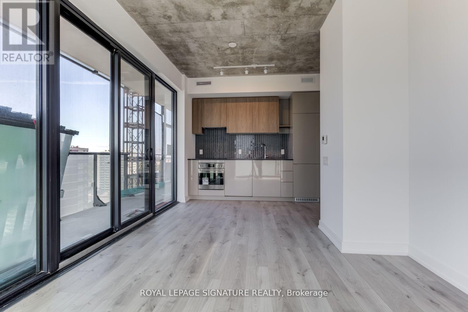 2003 - 161 Roehampton Avenue, Toronto, Ontario  M4P 0C8 - Photo 6 - C12636546