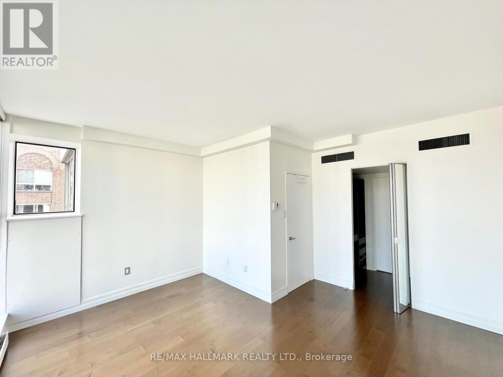 927 - 65 Scadding Avenue, Toronto, Ontario  M5A 4L1 - Photo 7 - C12636548