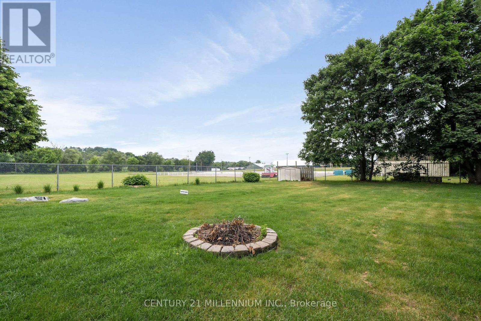 3 Centre Street, Erin, Ontario  N0B 1T0 - Photo 35 - X12544522