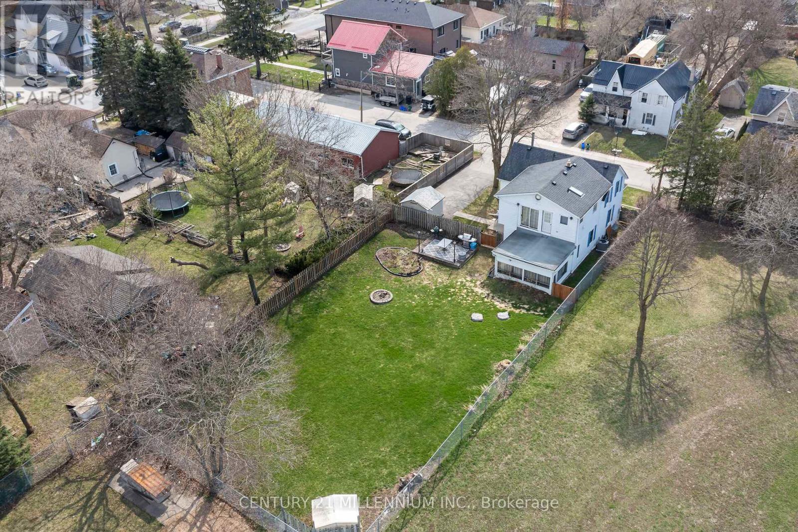 3 Centre Street, Erin, Ontario  N0B 1T0 - Photo 48 - X12544522