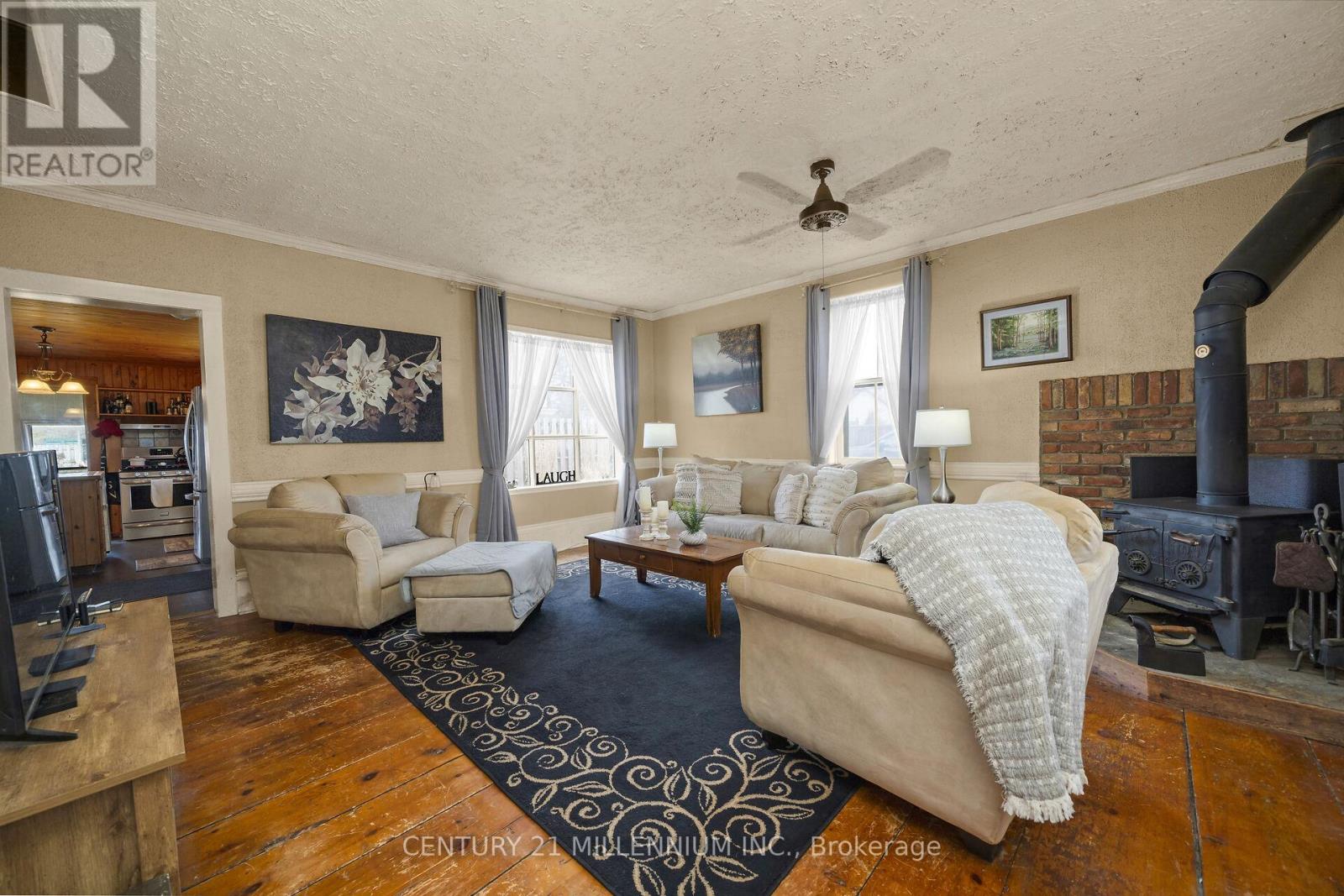 3 Centre Street, Erin, Ontario  N0B 1T0 - Photo 8 - X12544522