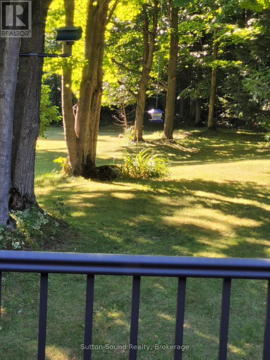 240135 Wilcox Side Road, Georgian Bluffs, Ontario N4K 5N7 - Photo 39 - X12636120