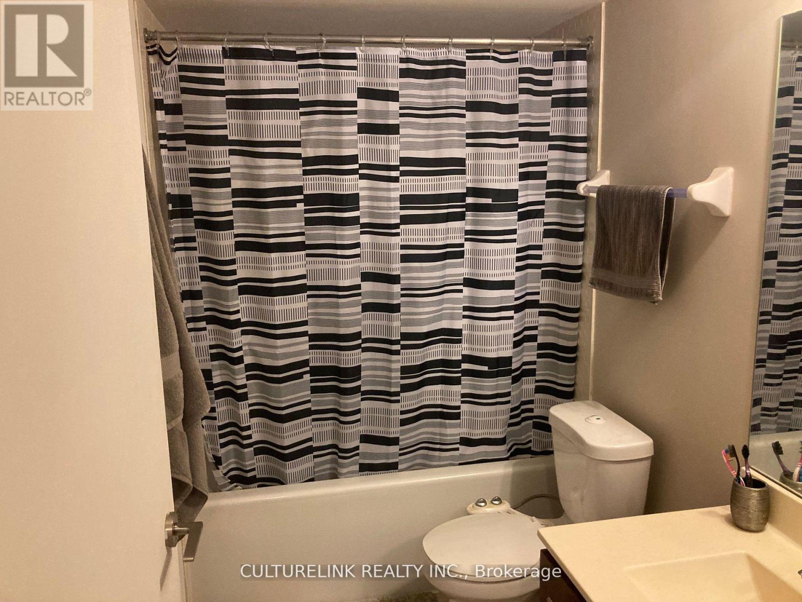 3815 - 135 Village Green Square, Toronto, Ontario  M1S 0L1 - Photo 5 - E12636478