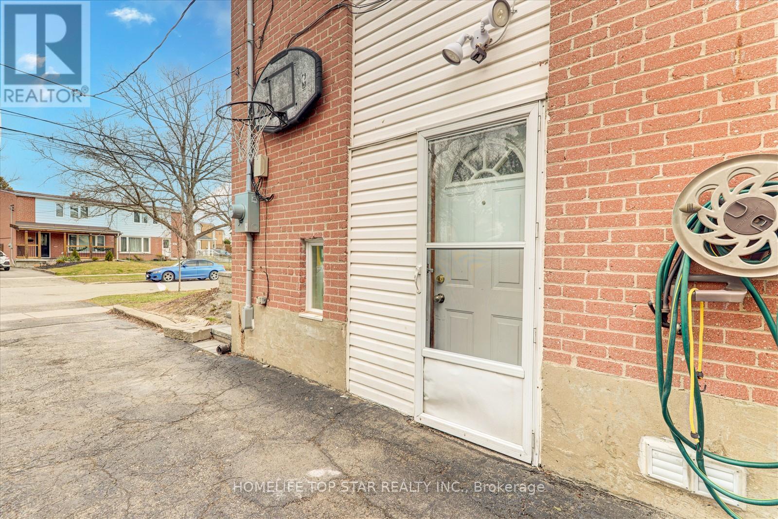 50 Chestnut Crescent, Toronto, Ontario  M1L 1Y5 - Photo 18 - E12636504