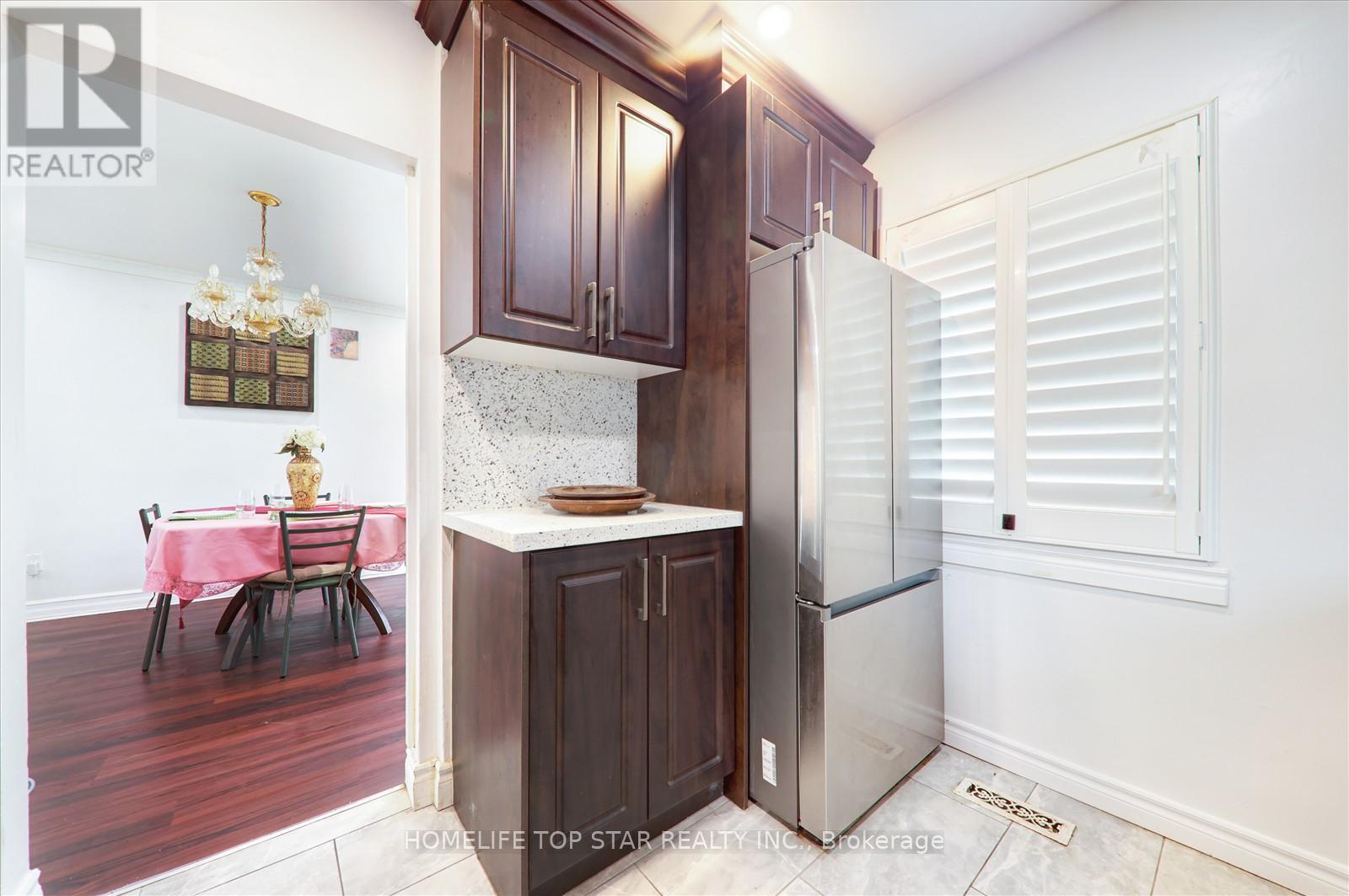 50 Chestnut Crescent, Toronto, Ontario  M1L 1Y5 - Photo 9 - E12636504