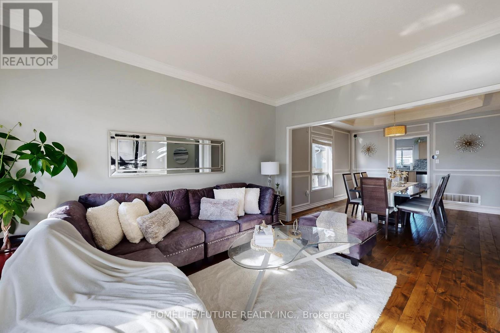 94 Carnwith Drive E, Whitby, Ontario  L1M 2K8 - Photo 6 - E12636508